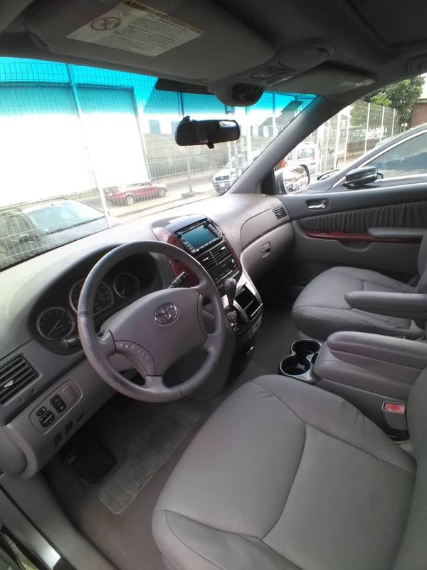 Thumbnail 3 of 2006 Toyota Sienna xle